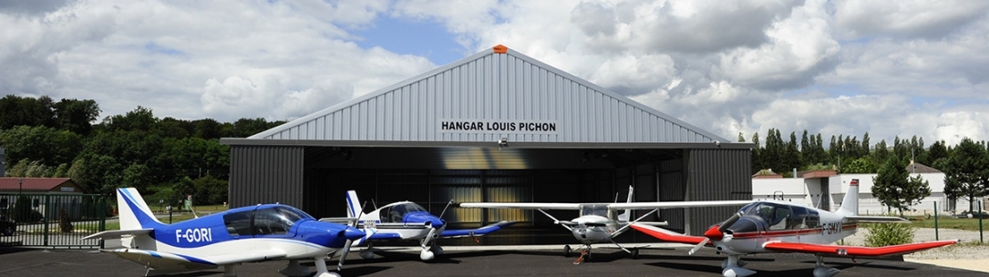 gallery/hangar+avions01
